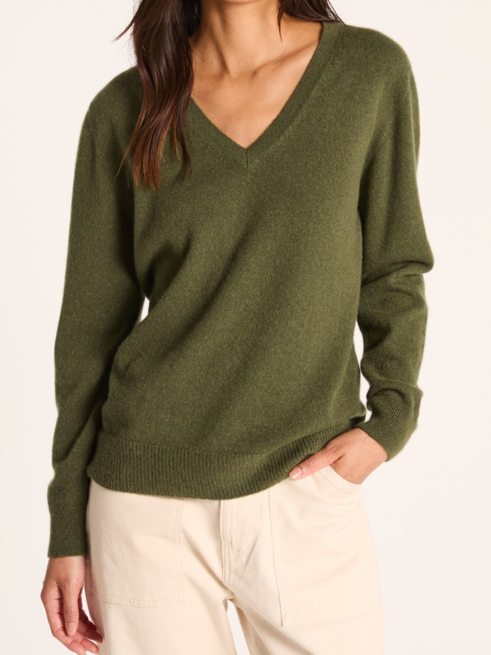 Aqua Bloomingdales Green Cashmere V-Neck Sweater Size Large